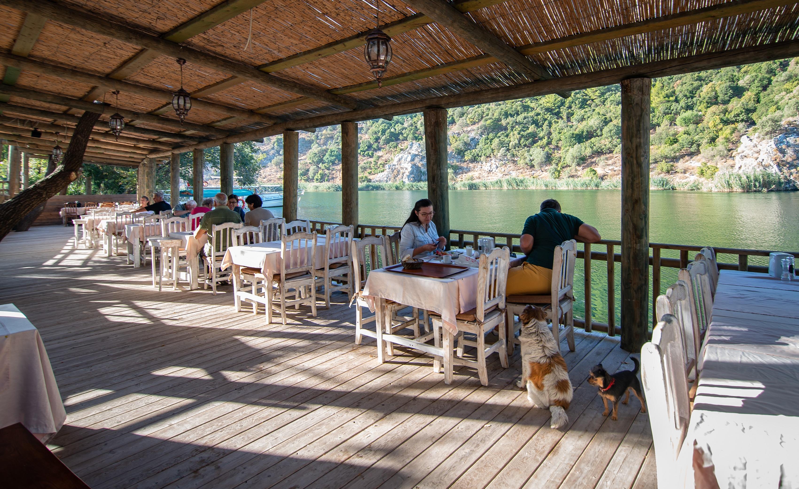 Turay Hotel ดาลยัน ภายนอก รูปภาพ